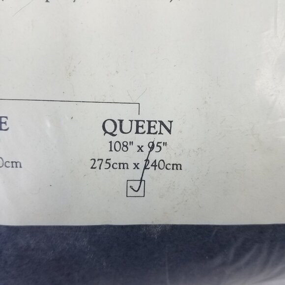 Matilda's Own Needle Punched Wool Blend Batting Queen Size 108" x 95" Quilting - Picture 4 of 10